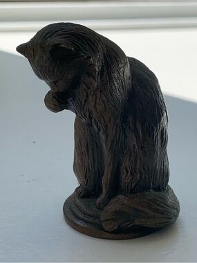 Vintage 1986 The Franklin Mint Curio Cabinet Cat Figurine Animalier Bronze Tone